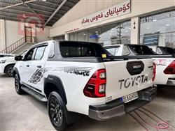 تۆیۆتا هایلۆکس